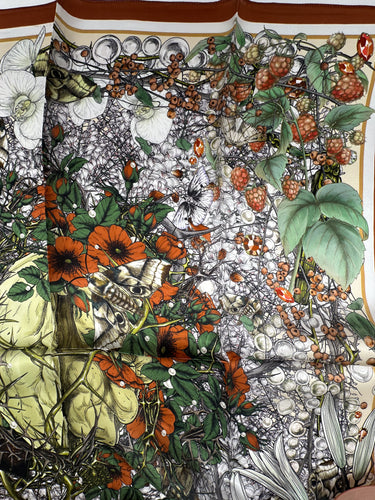 Naturaalsest siidist sall 90x90 cm