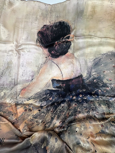 Naturaalsest siidist satiinist sall 110x110 cm "Cranes"