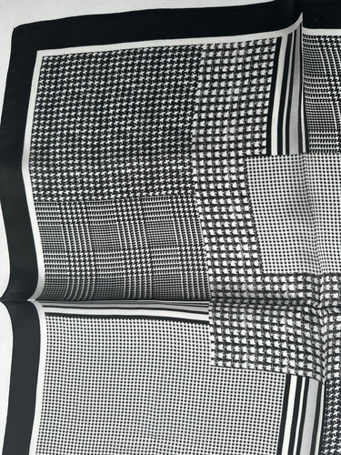 Looduslikust siidist sall 68x68 cm "Reglement II"