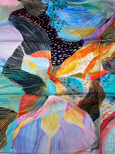 Natūralaus šilko satino šalikas 90x90 cm "Persų pasaka"
