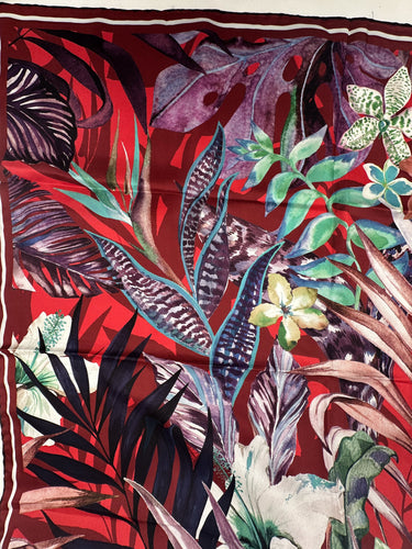 Naturaalsest siidist satiinist sall 90x90 cm "Pärsia muinasjutt"