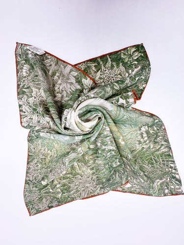 Šiltas kašmyro ir šilko šalikas "Green Pegasus" 130 x 130cm