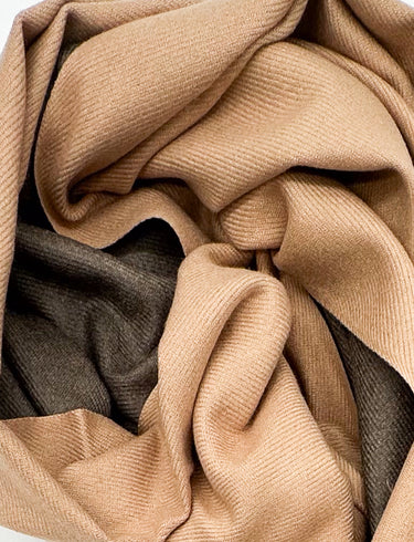 Reversible, warm wool scarf "Sand"
